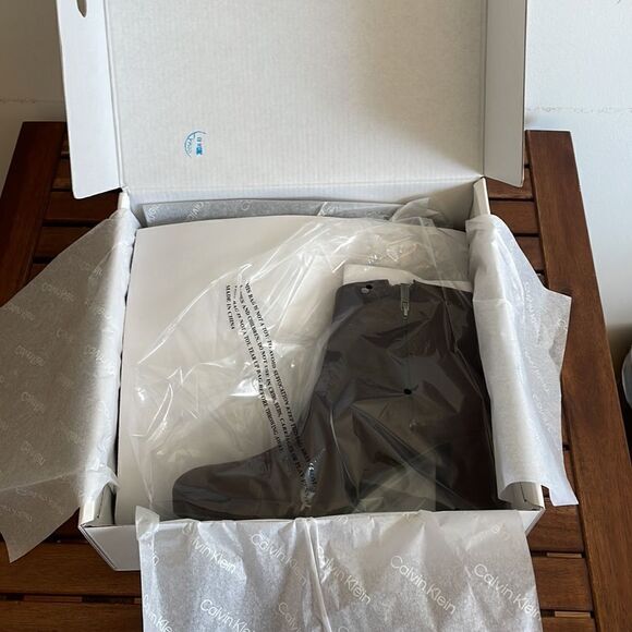 Calvin Klein Uda Booties Dark Brown Women size 9(MSRP$199) - Picture 12 of 13